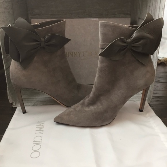 Auth Jimmy Choo Kassidy Suede Booties Bow Pointed Toe Ankle Boots Stilettos 39.5 - Picture 4 of 16